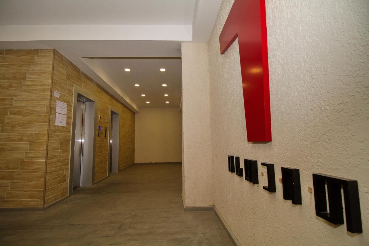 Host Net Iverieli Tbilisi Bagian luar foto