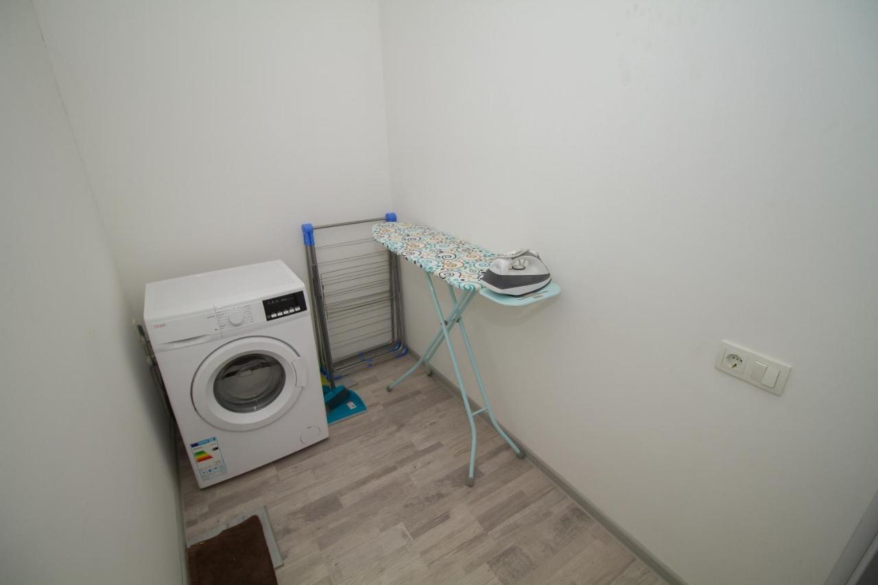 Host Net Iverieli Apartment Tbilisi Bagian luar foto